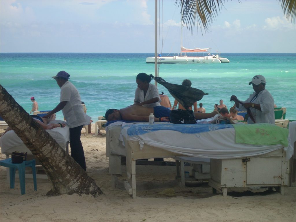  massaggi in spiaggia saona caraibi
