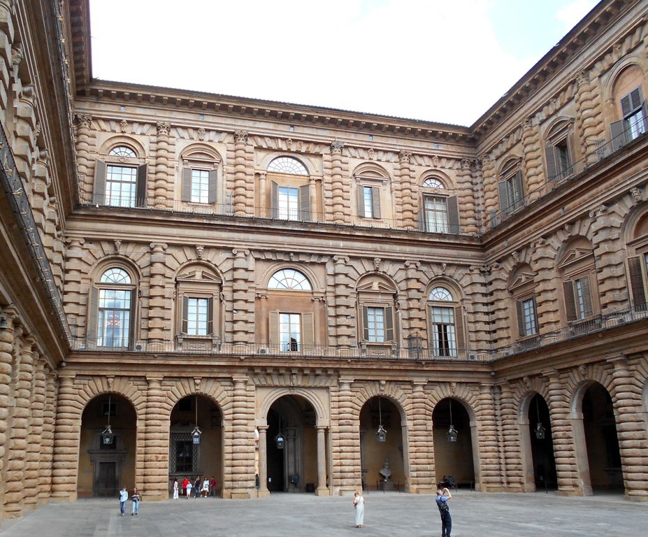 Palazzo Pitti, il cortile