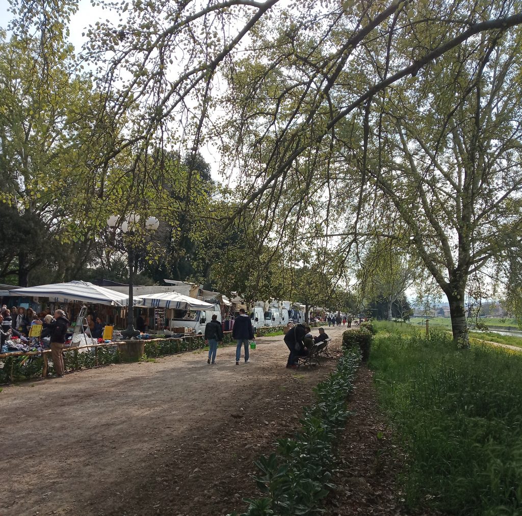 Parco delle Cascine, il mercato del martedì