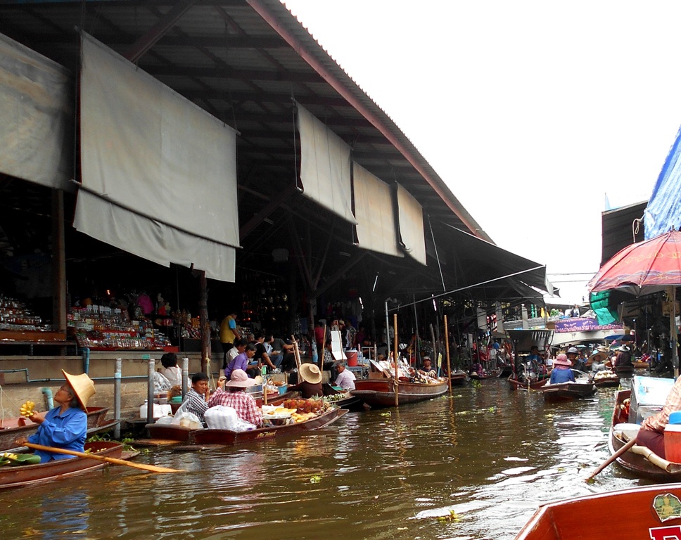 Mercato galleggiante di Damnoen Saduak