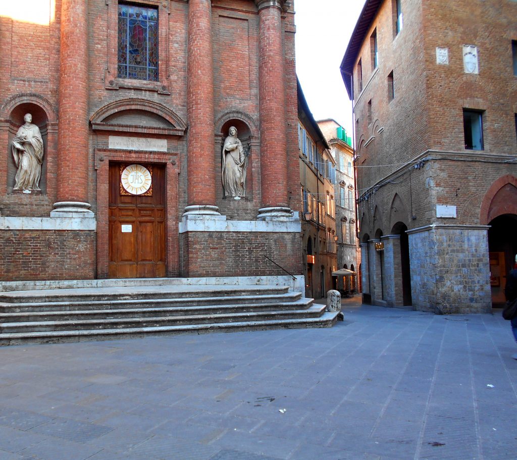 piazza Tolomei, chiesa di San Cristoforo