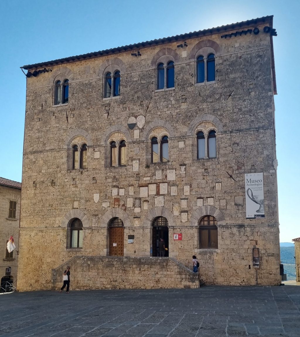palazzo del podestà, massa marittima